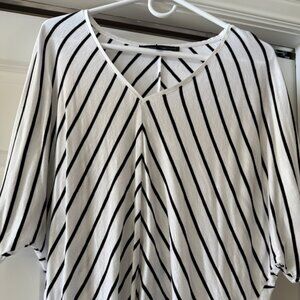 White House Black Market Chevron Stripe Top Medium V Neck Dolman